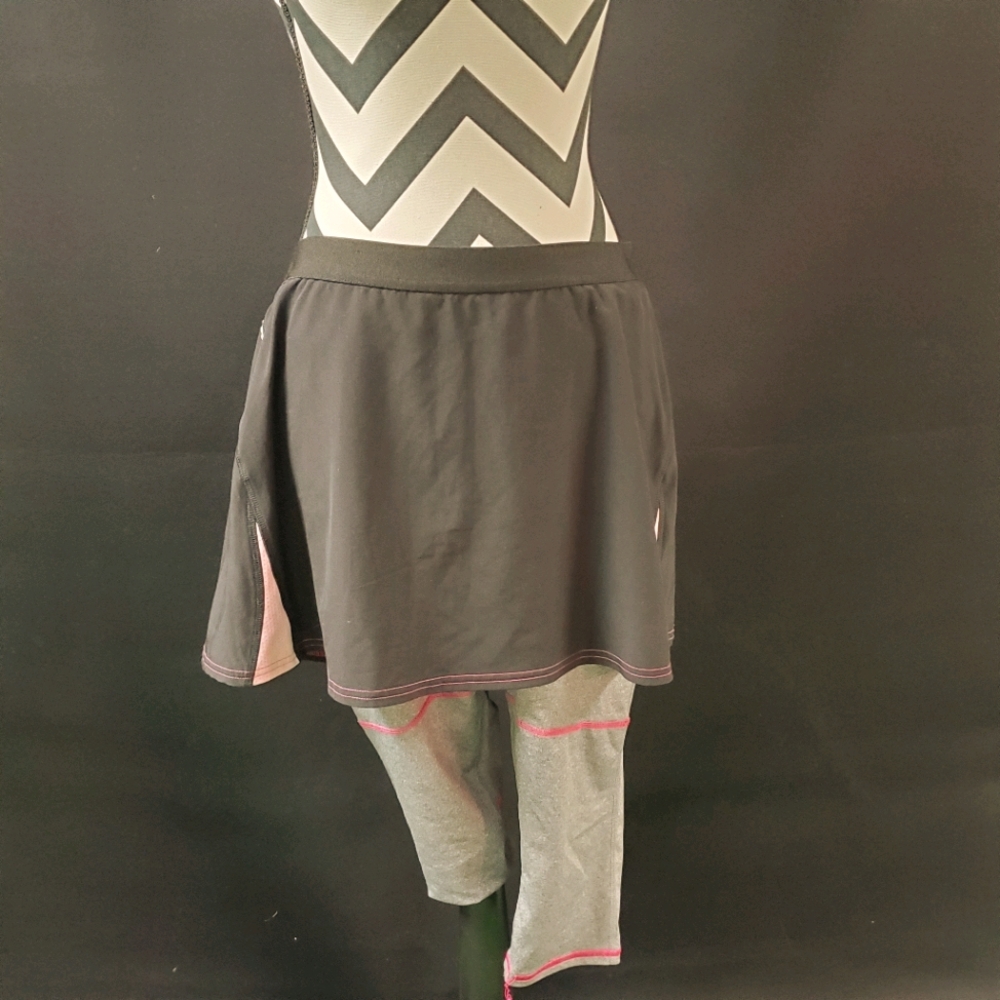 Lucy skort with leggings